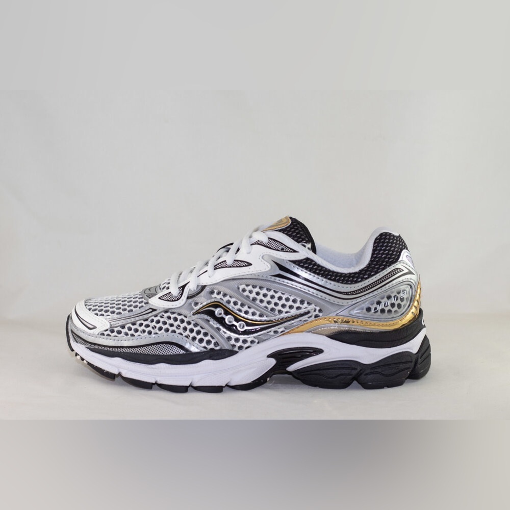 BIG KIDS' SAUCONY OMNI 9 CASUAL SHOES SIZE 3